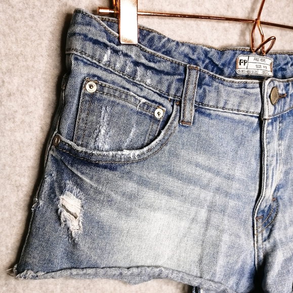 Free People Distressed Jean Shorts - Picture 3 of 6